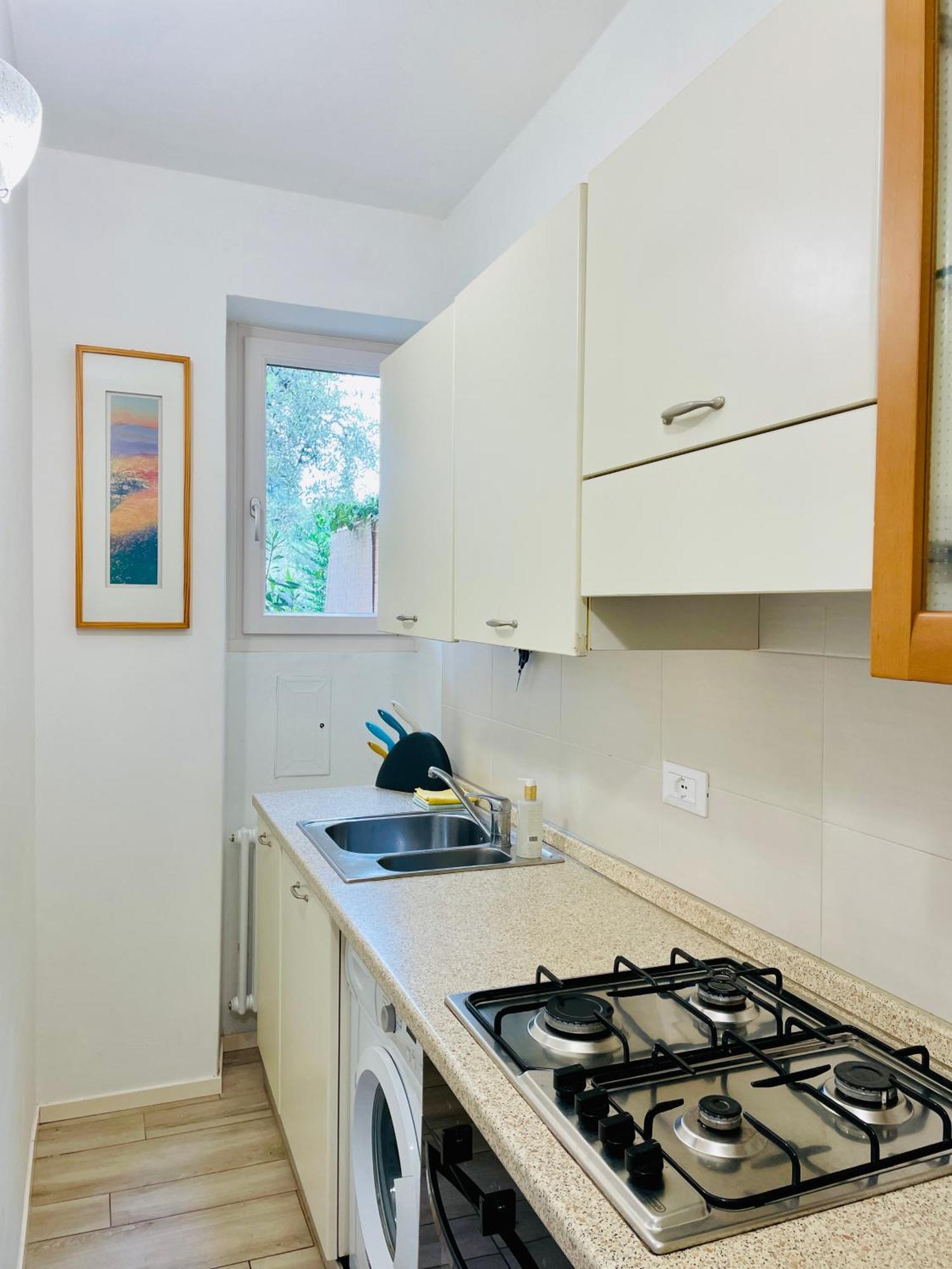 Casa Mario & Laura Ferienwohnungen Free Wi-Fi Parking Malcesine Ngoại thất bức ảnh