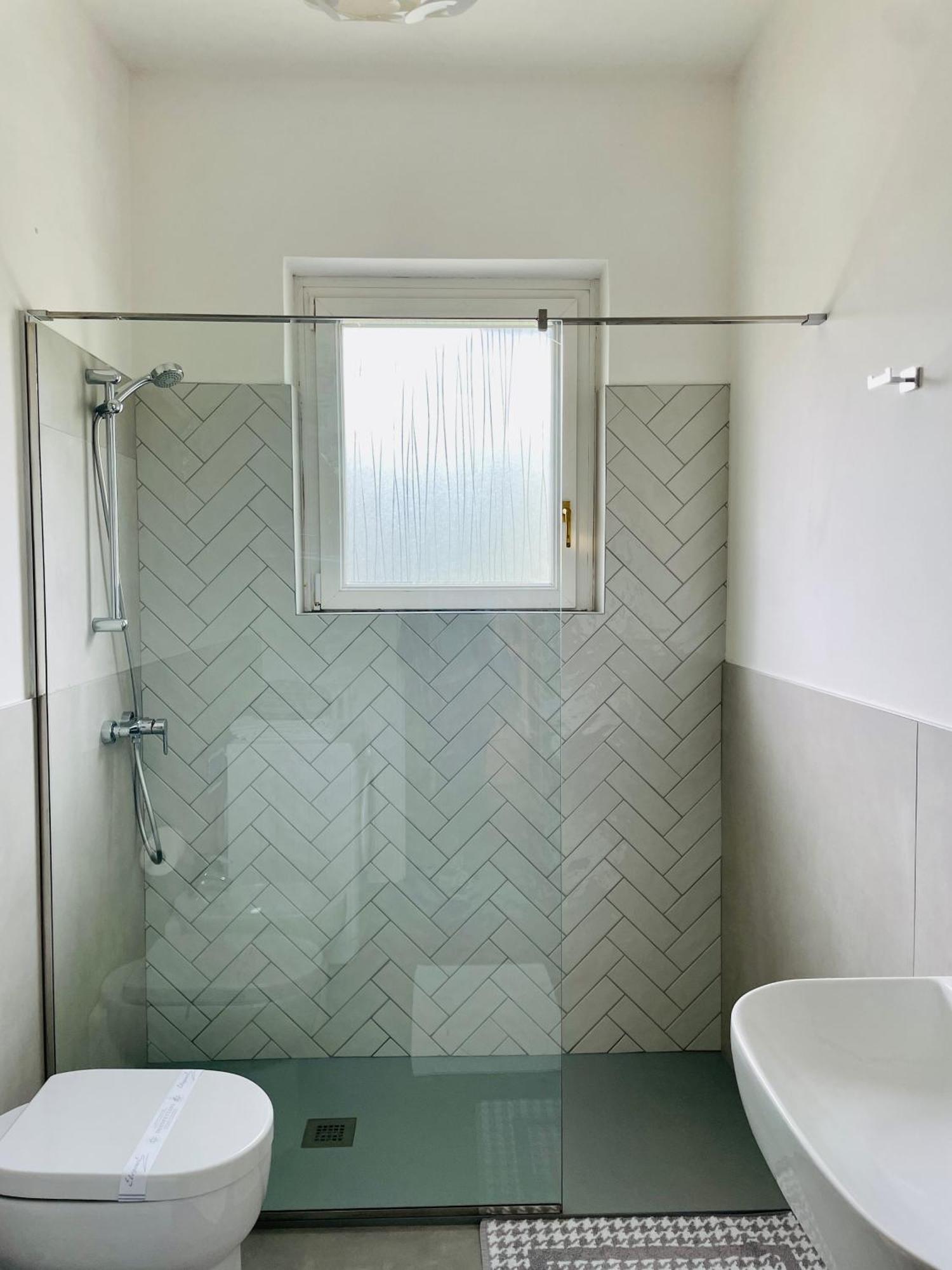 Casa Mario & Laura Ferienwohnungen Free Wi-Fi Parking Malcesine Ngoại thất bức ảnh